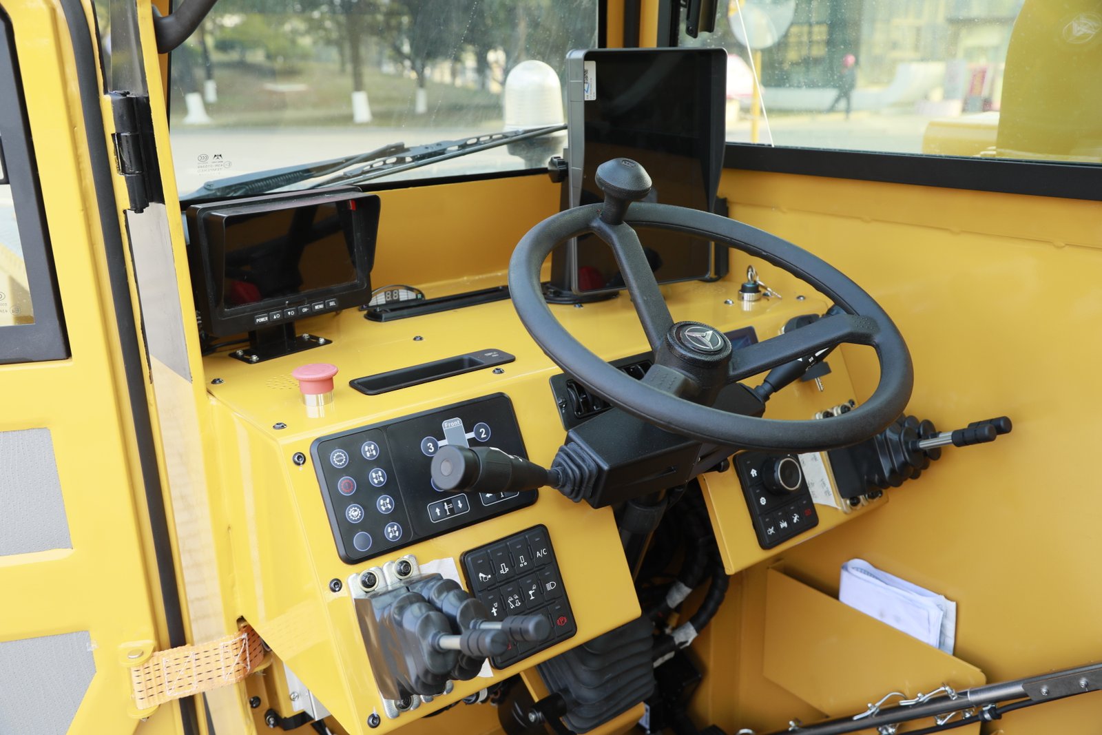 SIC130 13.6T Industrial Crane